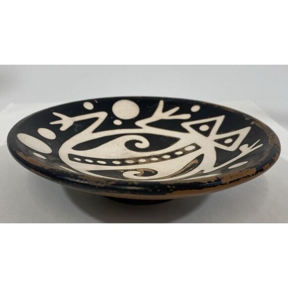 Vintage Zuni Frog Plate Pueblo Terracotta Pottery 5” - Picture 3 of 7